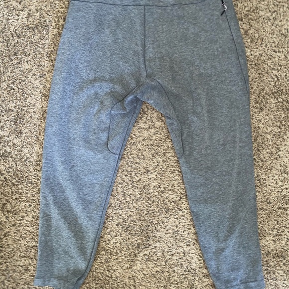 Men’s XL Nike Tech Sweats - Picture 2 of 4